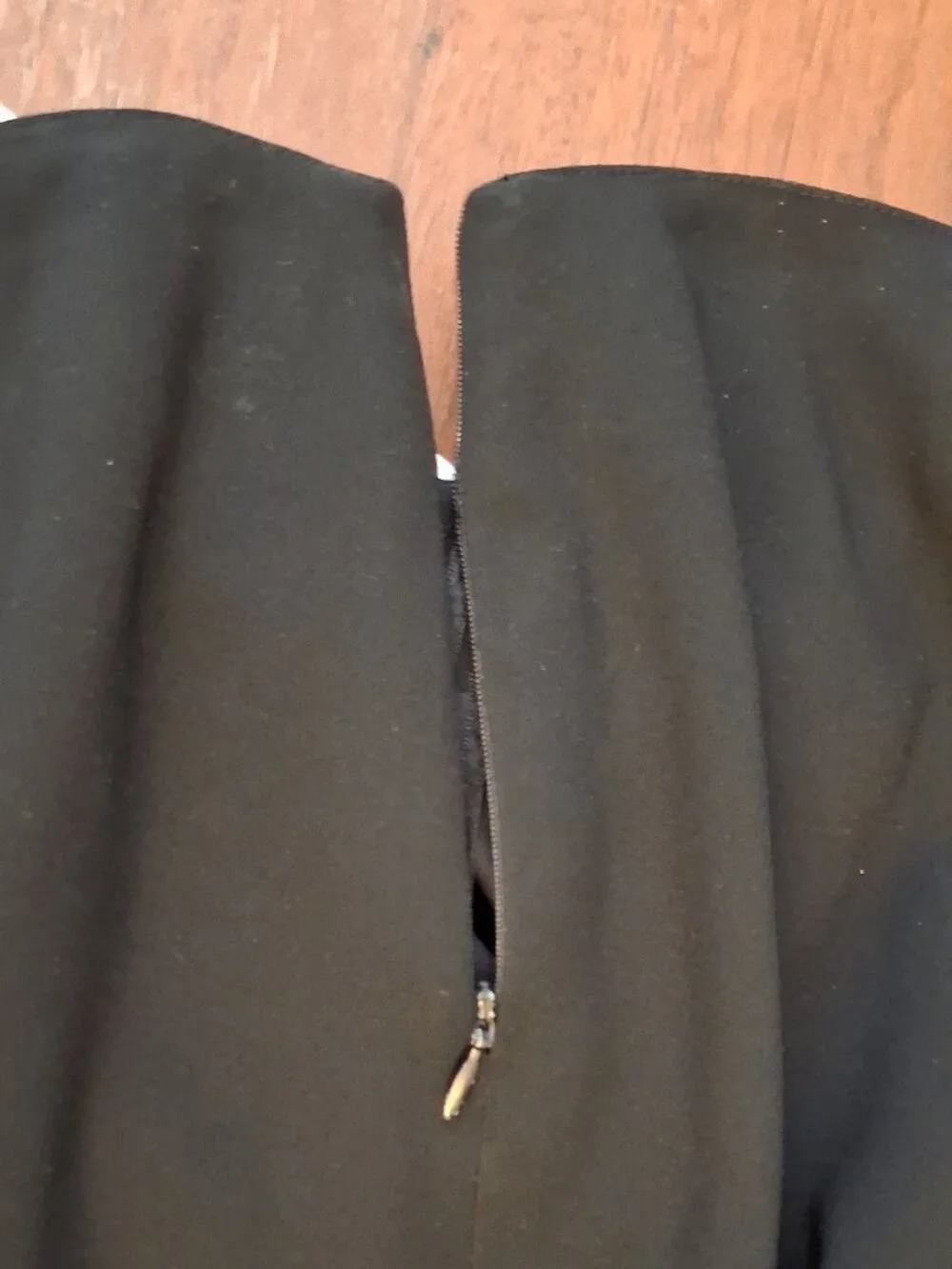 Jones New York Women’s Black Color Skirt Size 16